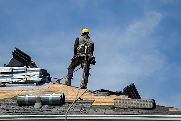 Professional Gutter Installation technician working in Bear Mountain, NY